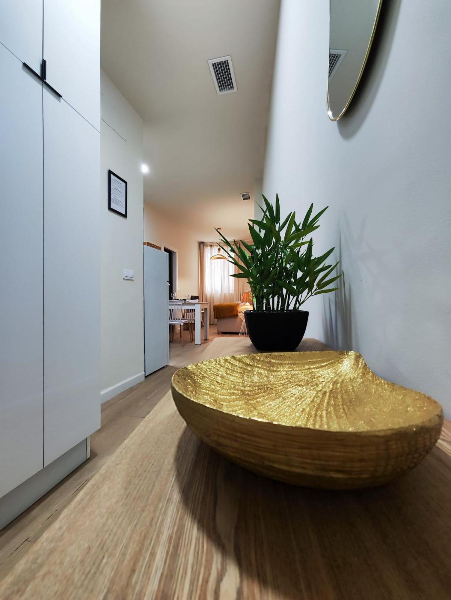 Apartamento La Concha Little Apartments กาดิซ ภายนอก รูปภาพ